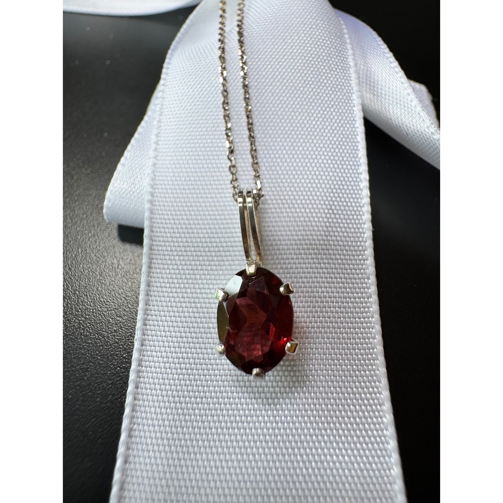 Sterling Silver Red Garnet Oval Solitaire Pendant Necklace Italy 18 Inch